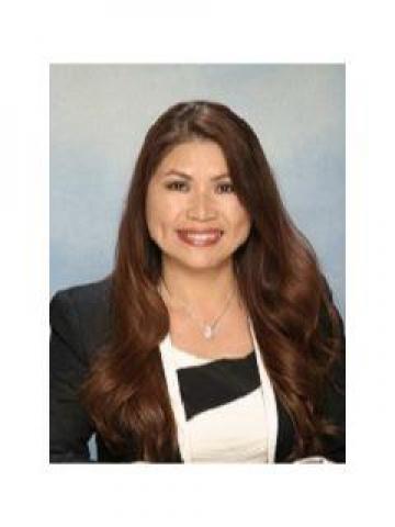 Shasha Truong Headshot